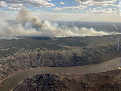 Wildfire evacuation notice issued for major Canada oil town Fort .